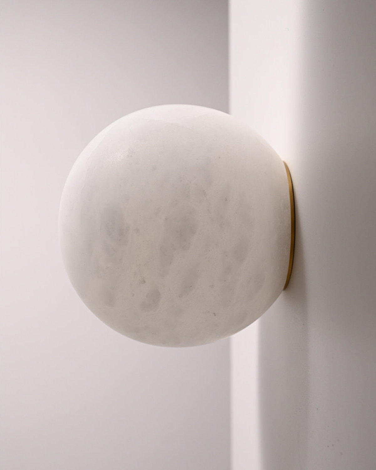 Vespera Alabaster Wall Light