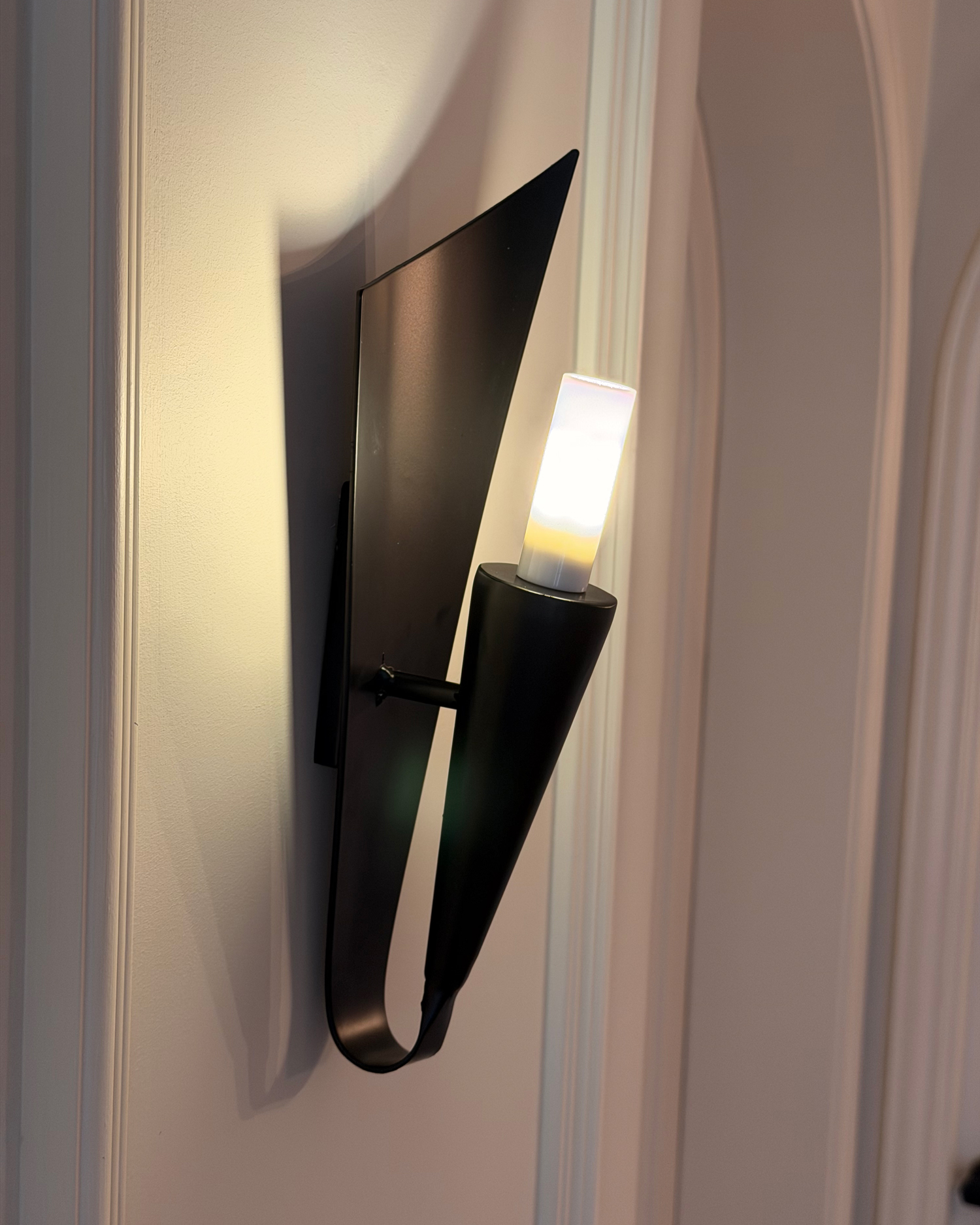 Vesta Flame Wall Lamp