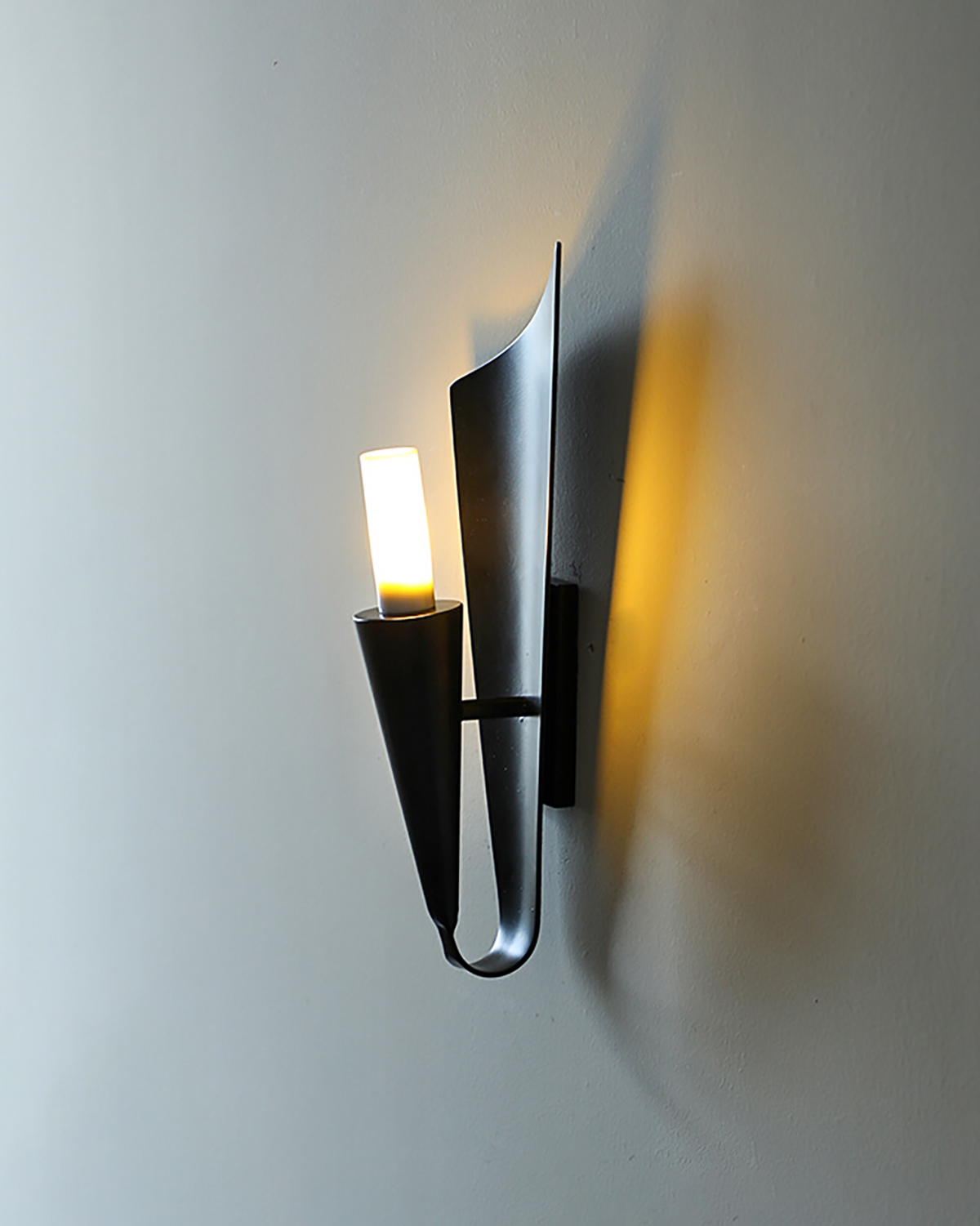 Vesta Flame Wall Lamp