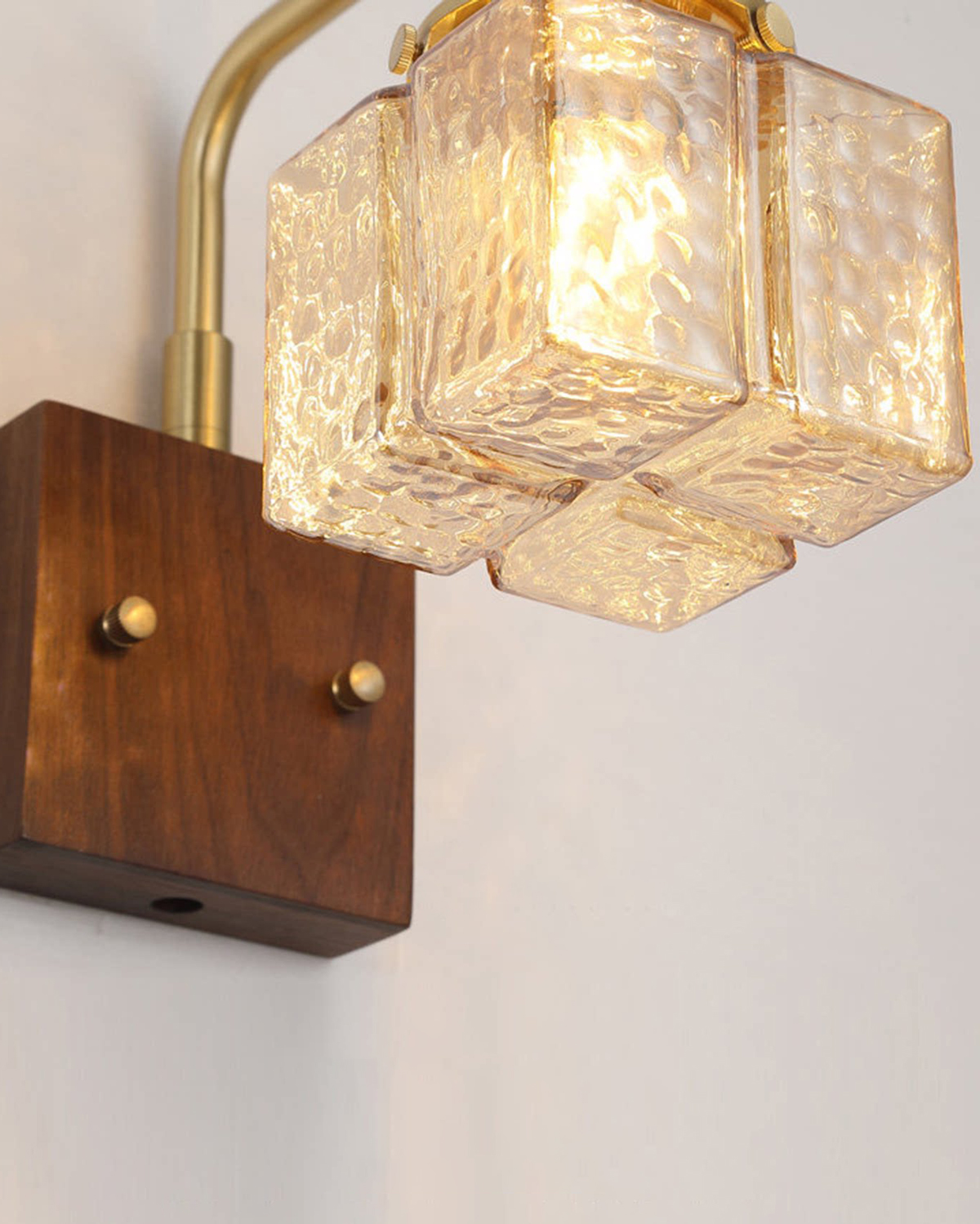 Vetra Glass Wall Lamp
