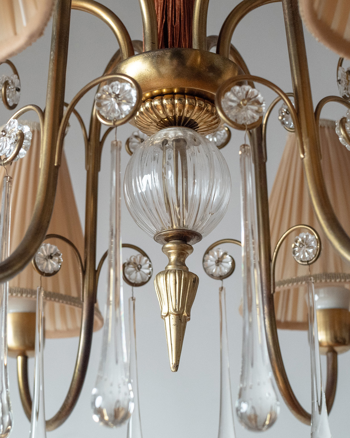 Vienna Manor Chandelier