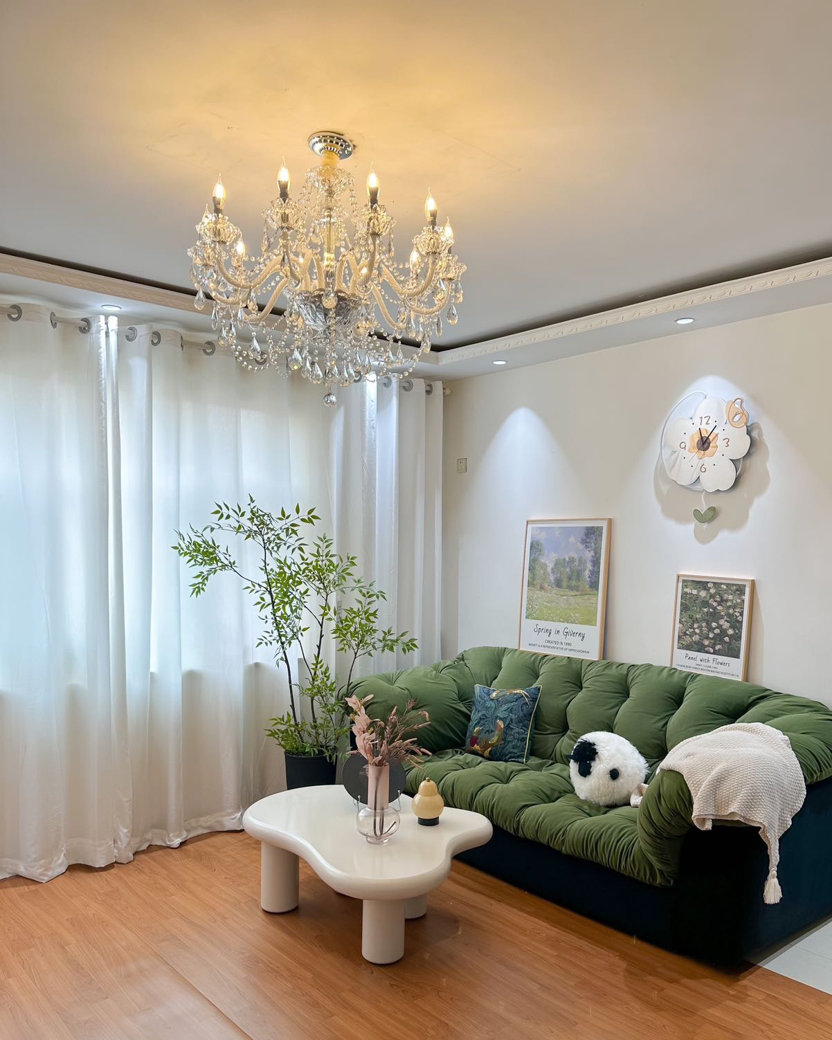 Vintage Grace Crystal Chandelier 