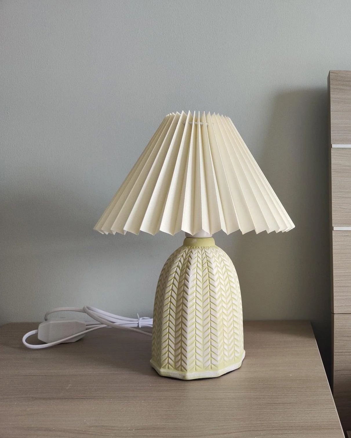 Vintage Pleated Table Lamp