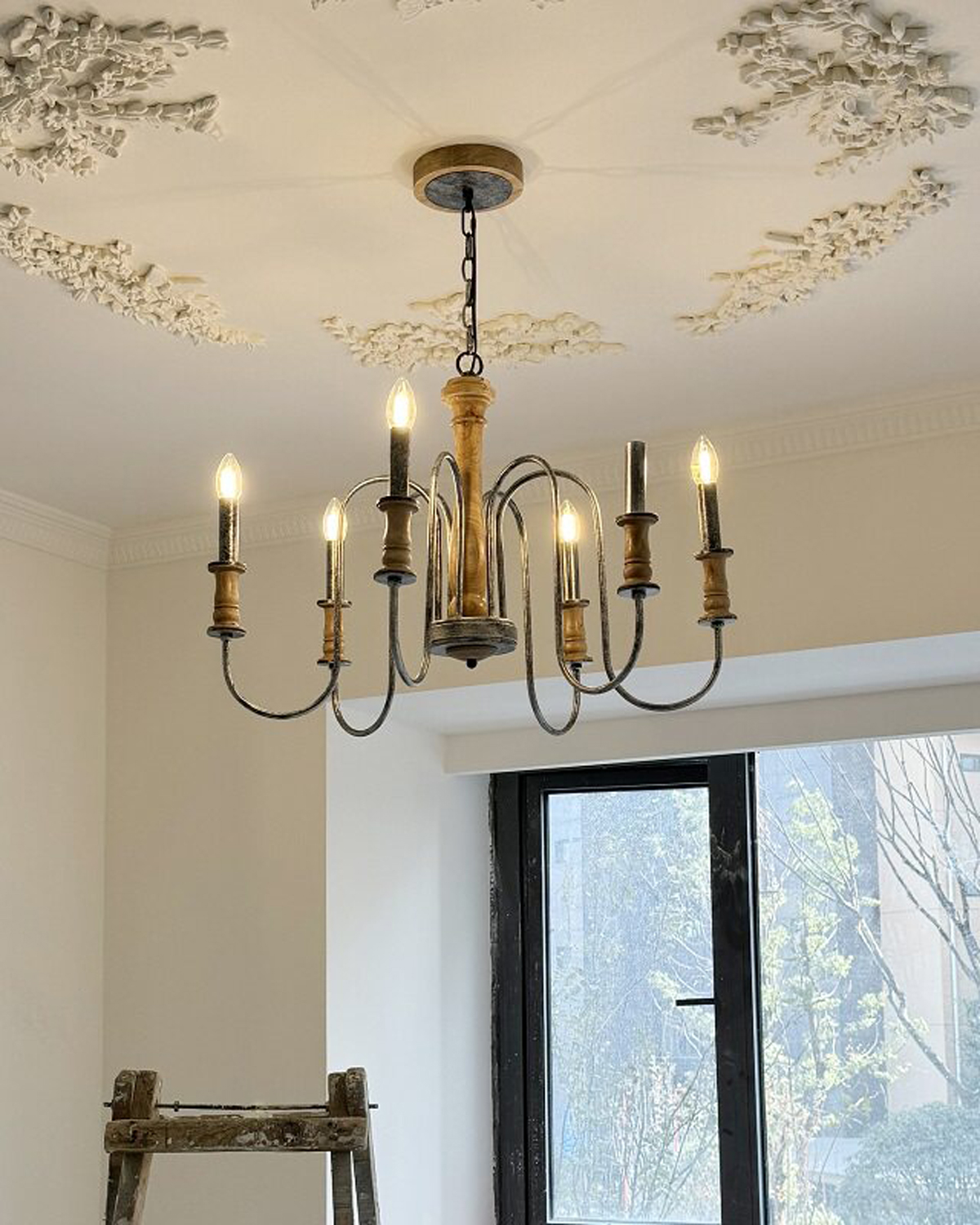 Willowbrook Classic Candelabra Chandelier