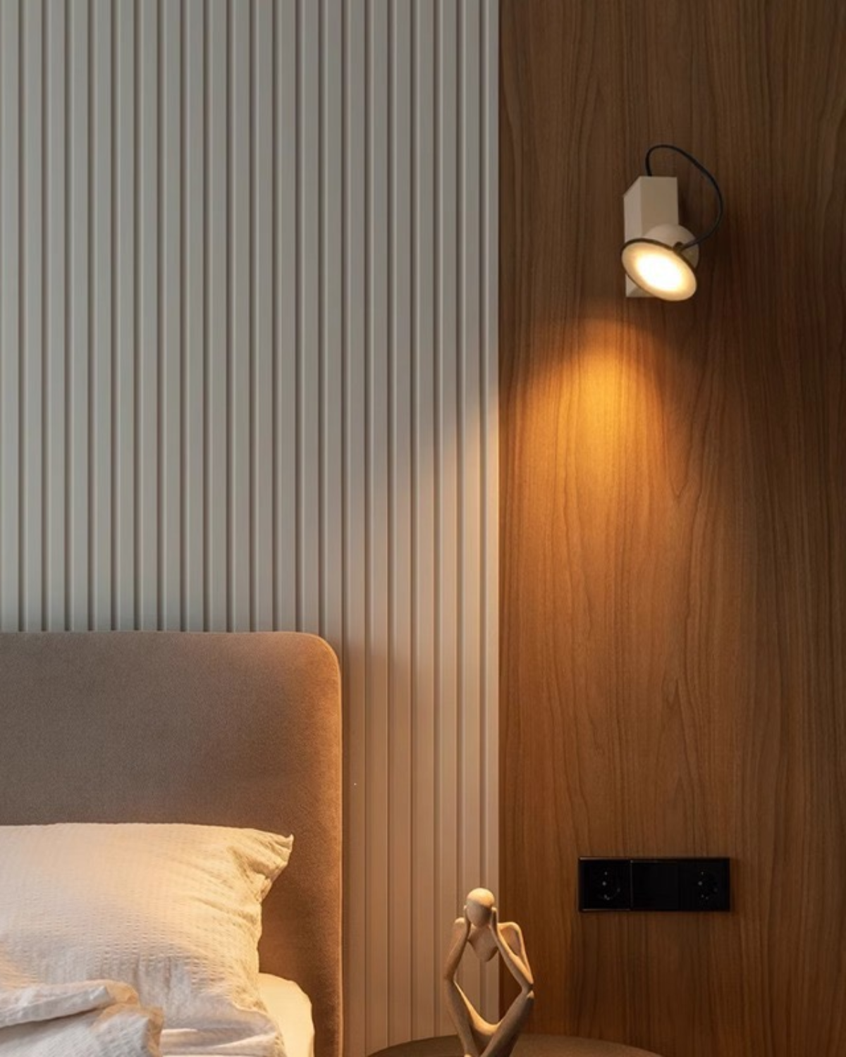 Wink Wink Wall Light 