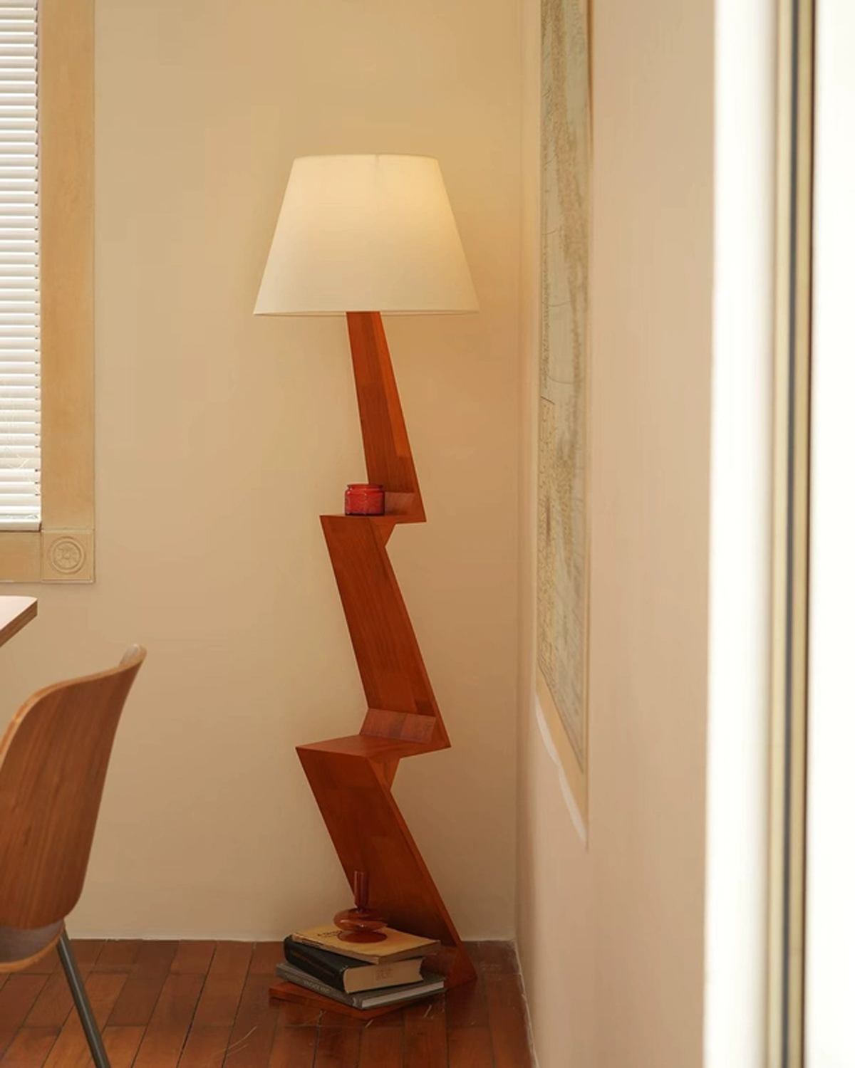Z-Layer Floor Lamp