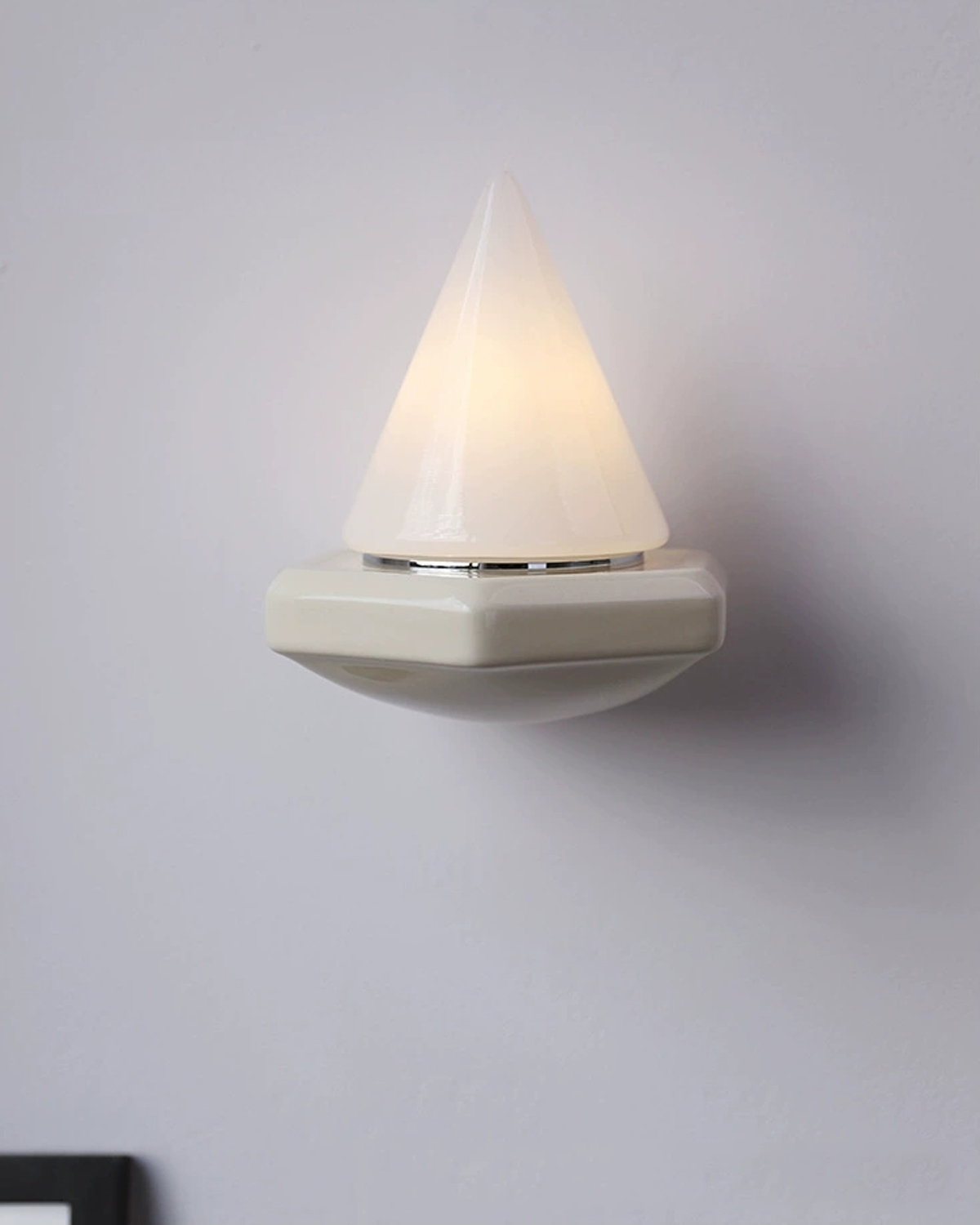 Allure Cone Wall Lamp