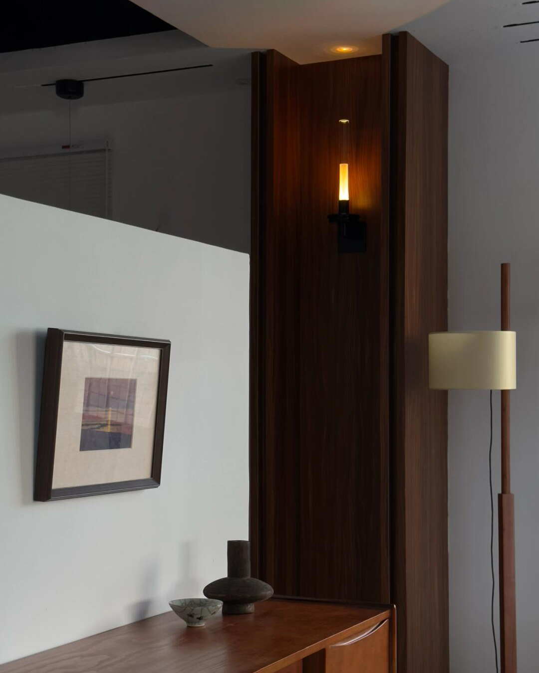 Candlelight Radiance Wall Sconce