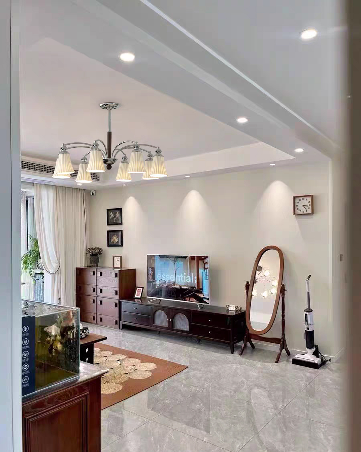 Linden Ceramic Chandelier