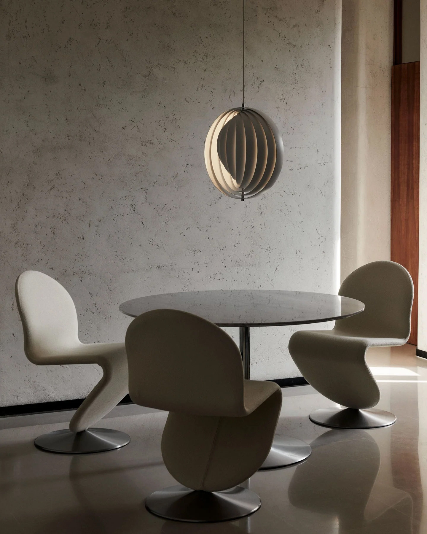 Moonphase Pendant Lamp