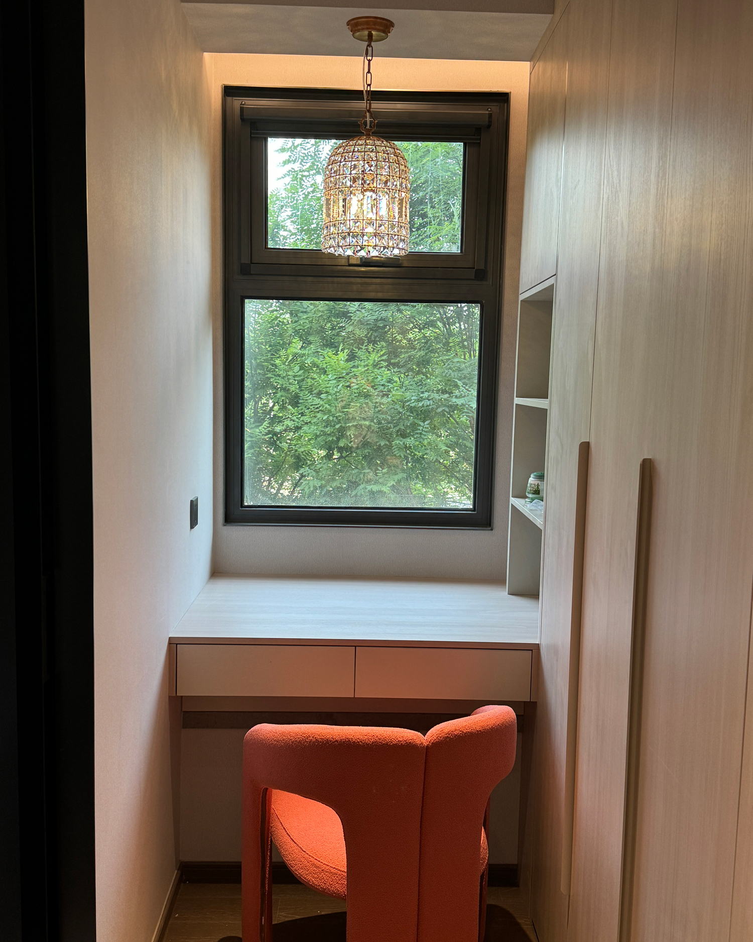 Lumiere Cage Pendant Light