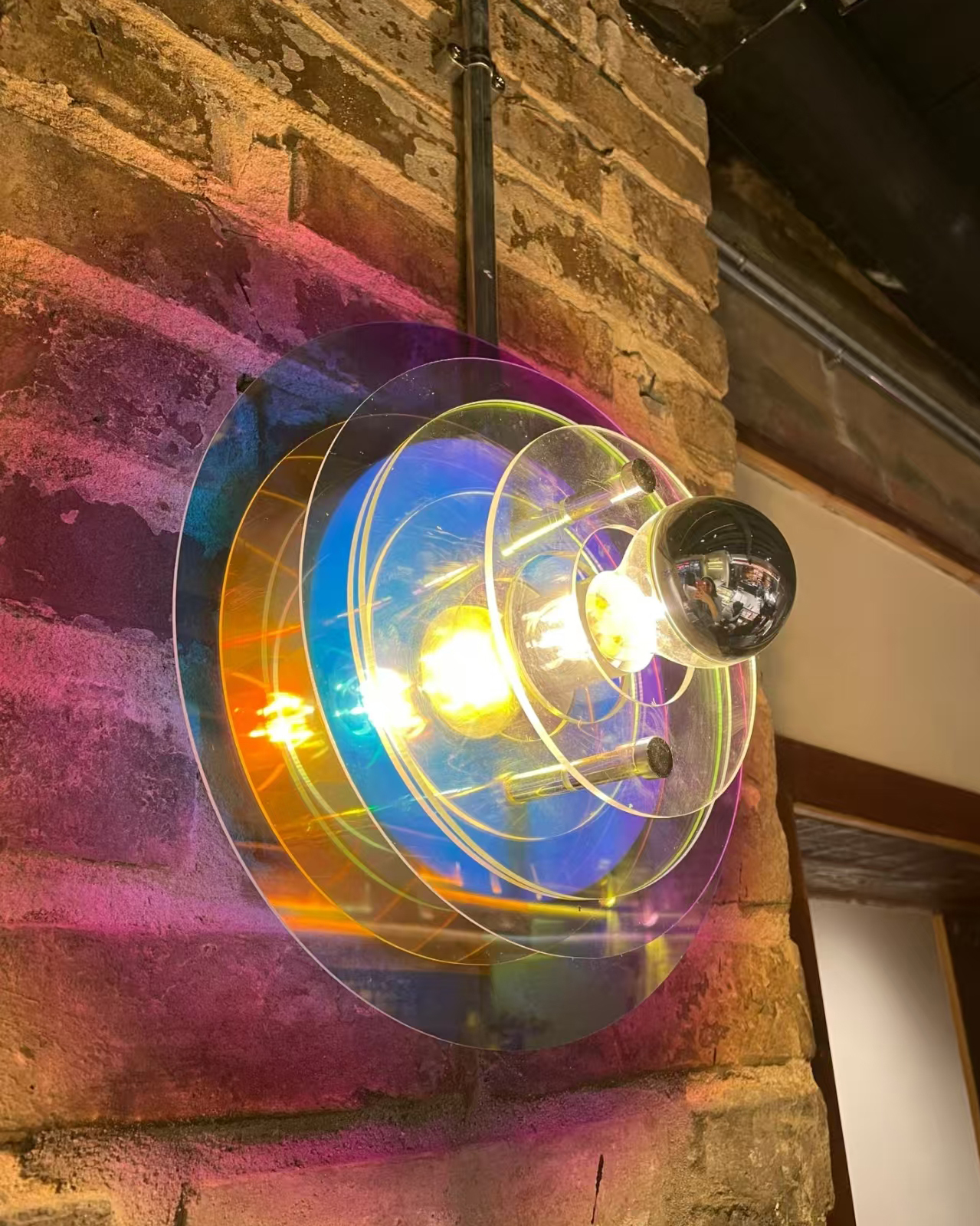 Orbit Layers Wall Lamp