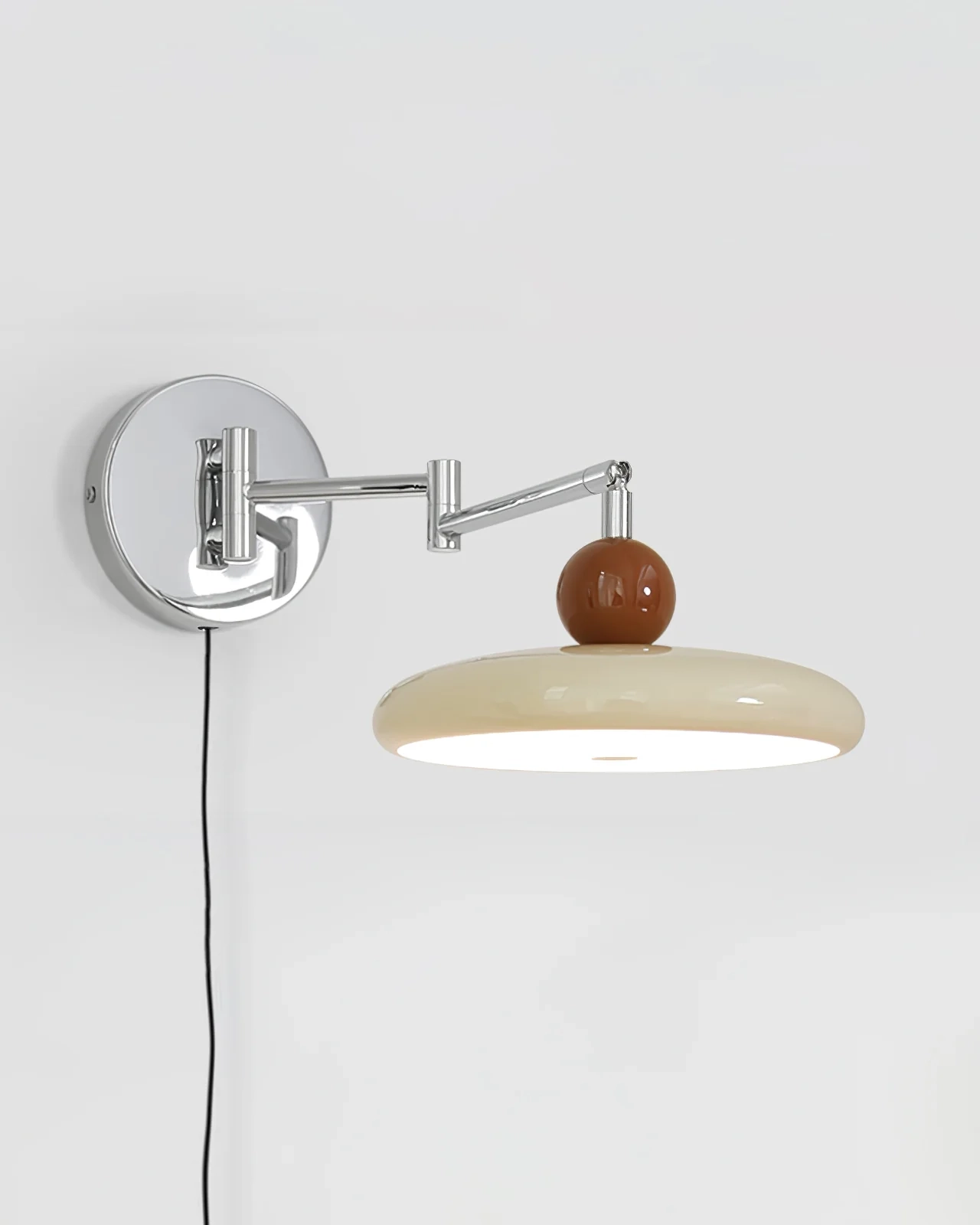 Lola Plug-in Wall Lamp