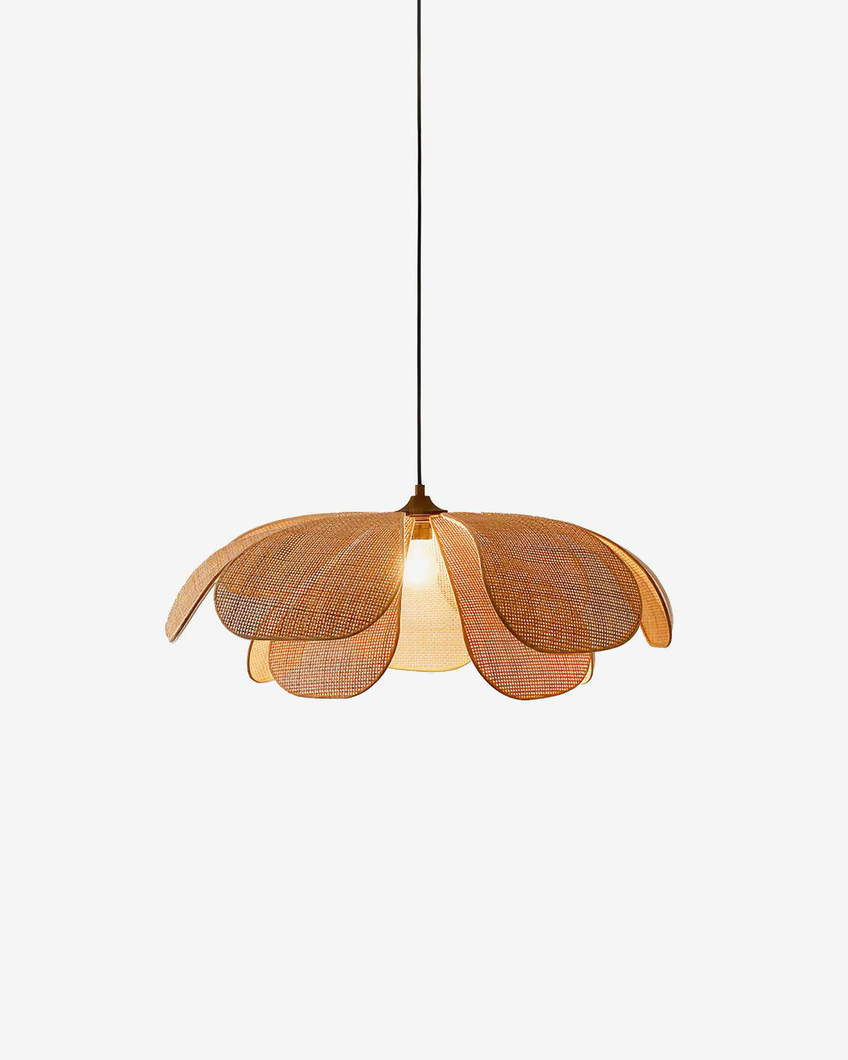 Rattan Petal Pendant Lamp