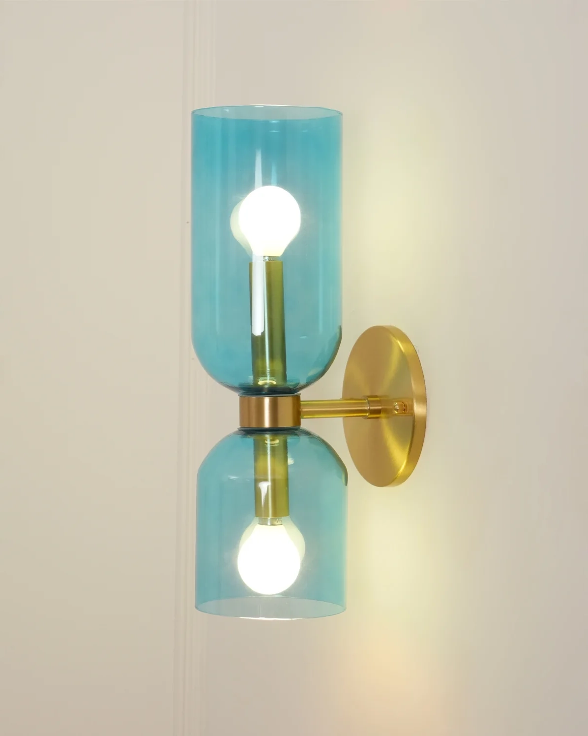 Edie Wall Lamp