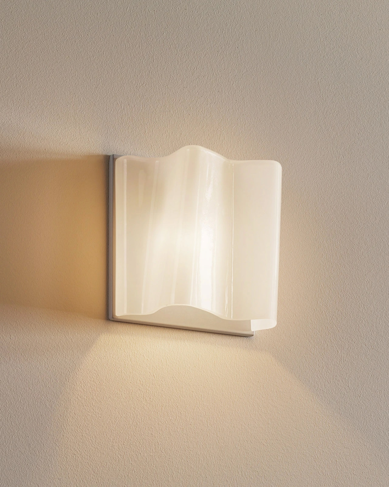 Cloud Glass Wall Lamp