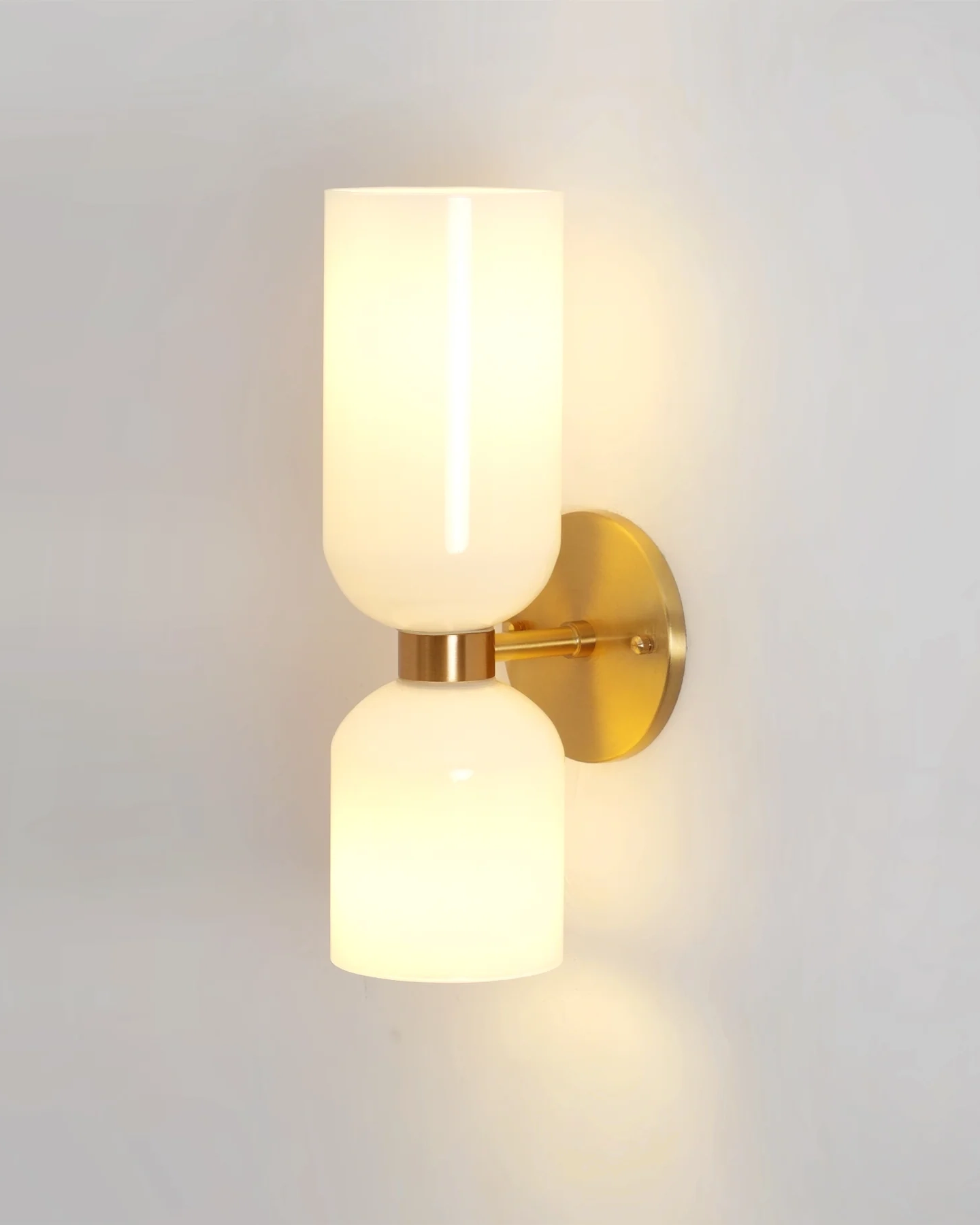 Edie Wall Lamp