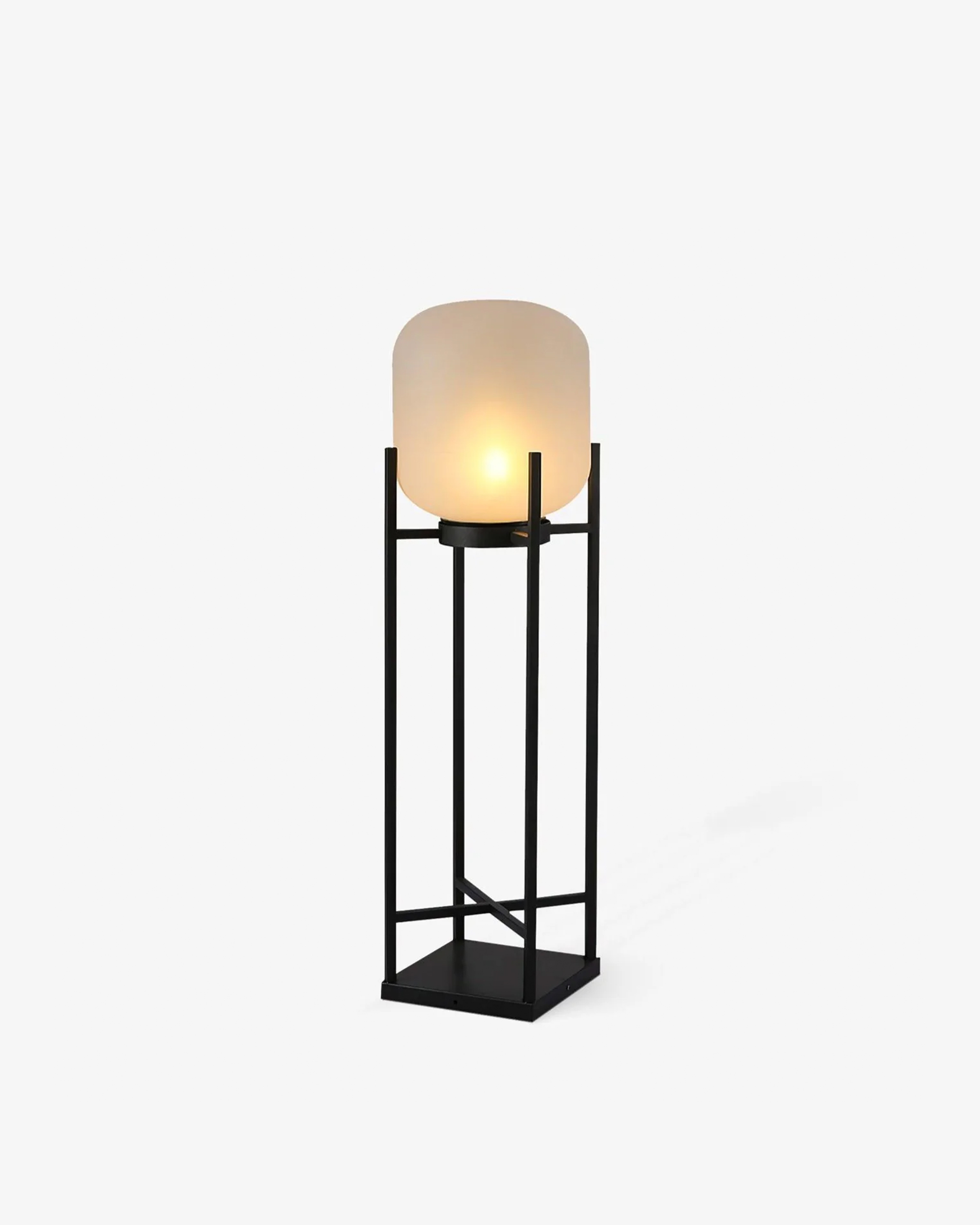 Lantern Outdoor Solar Floor Lamp