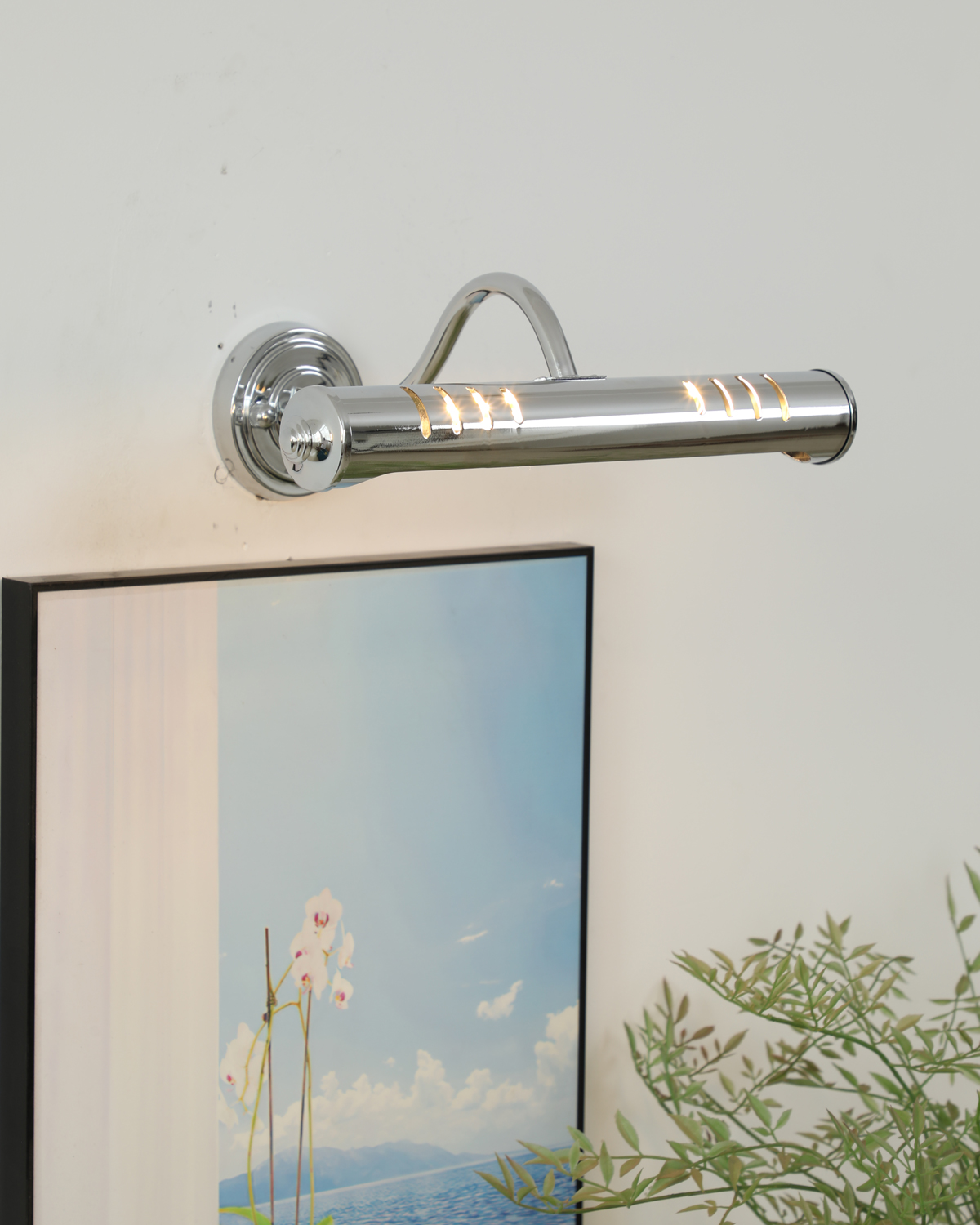 Lustra Beam Wall Light
