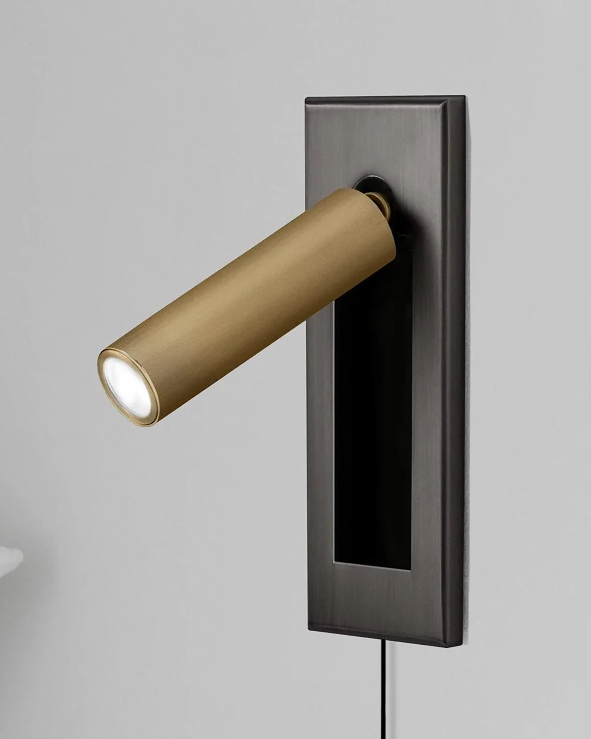 Embedded Bedside Sconce