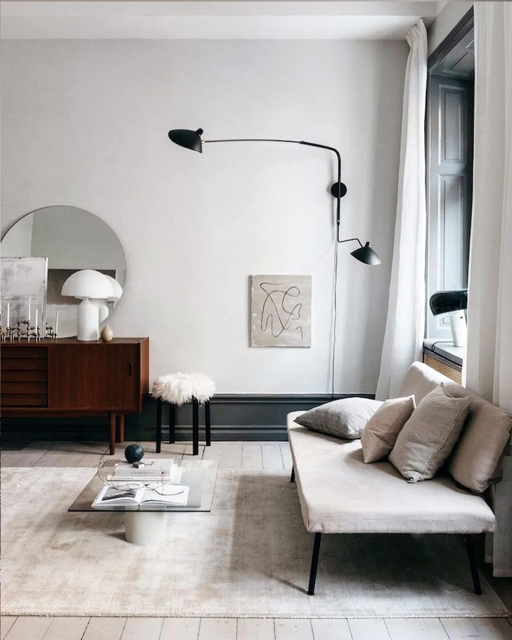 Versatile Arm Plug-in Wall Sconce 