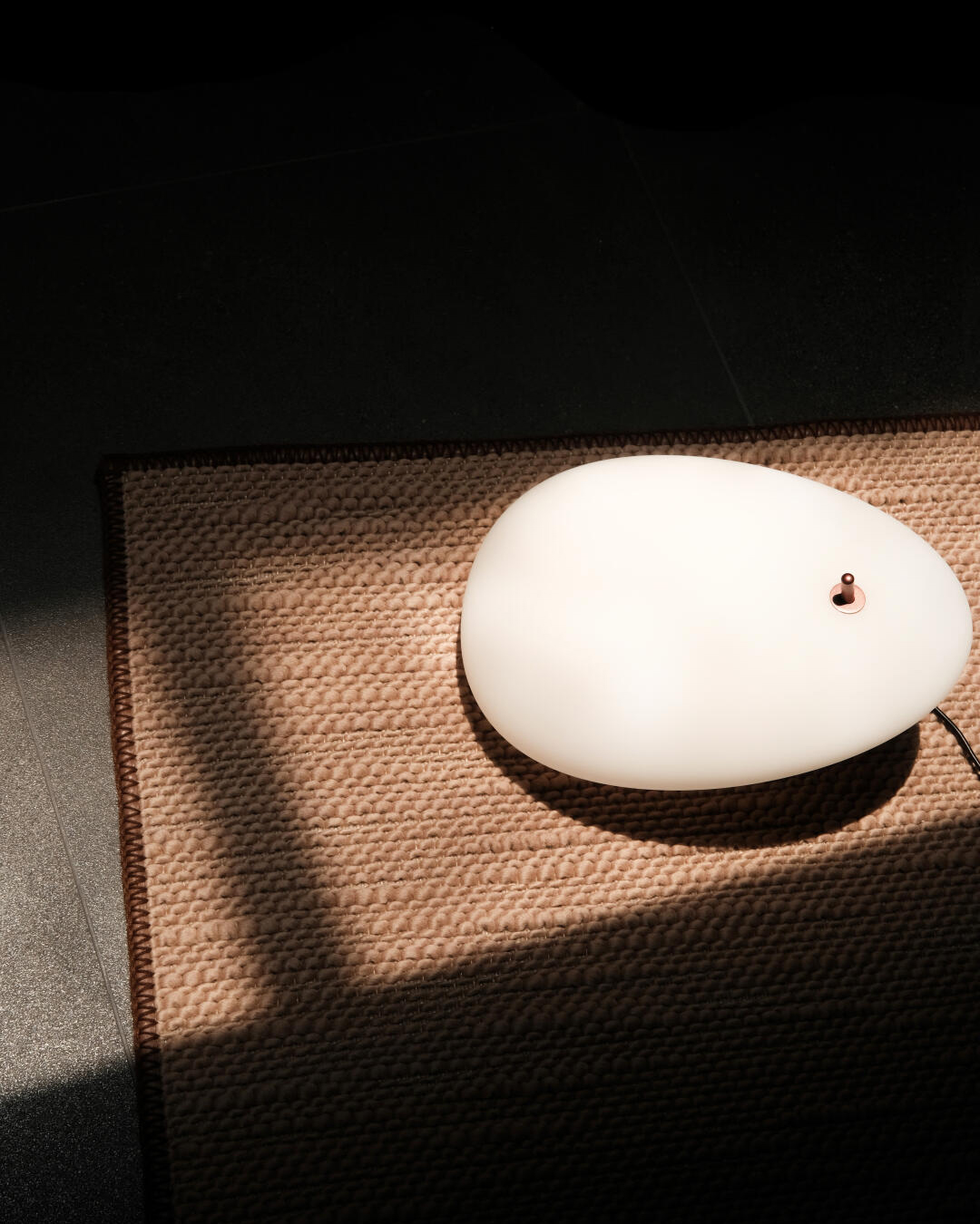 Luma Pebble Table Lamp