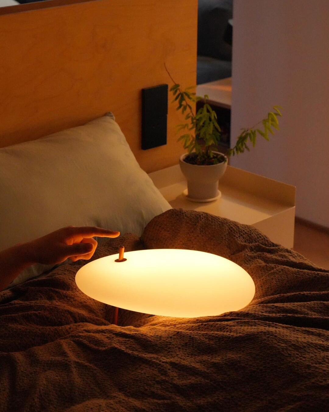 Luma Pebble Table Lamp