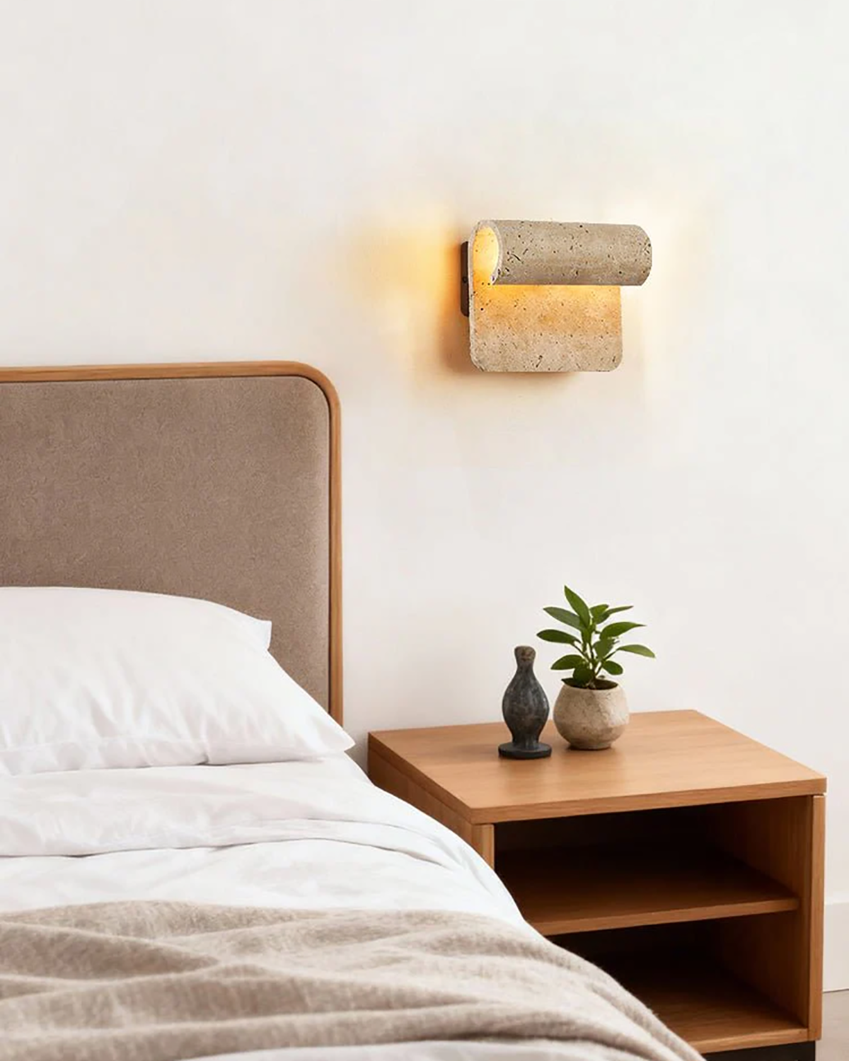 Vaelan Wall Lamp