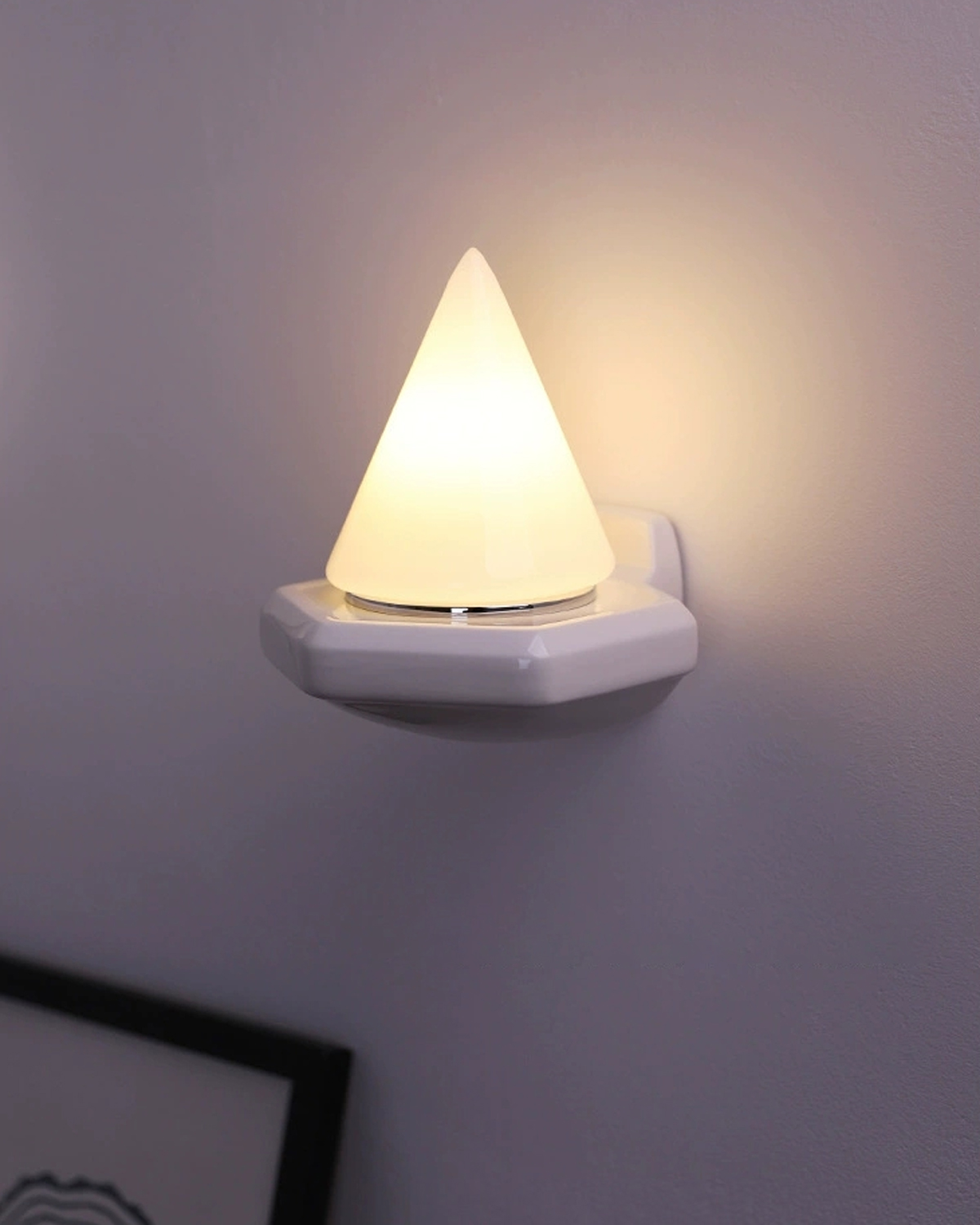 Allure Cone Wall Lamp