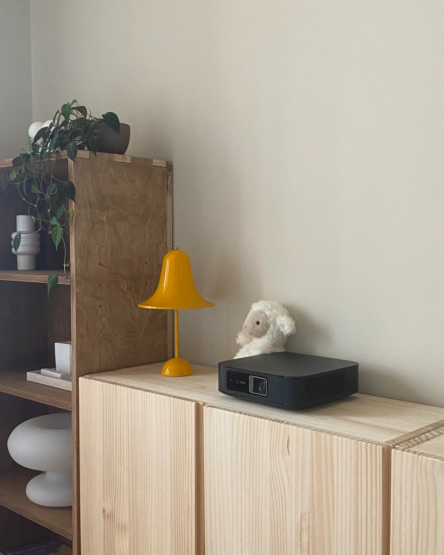 Little Bell Portable Table Lamp