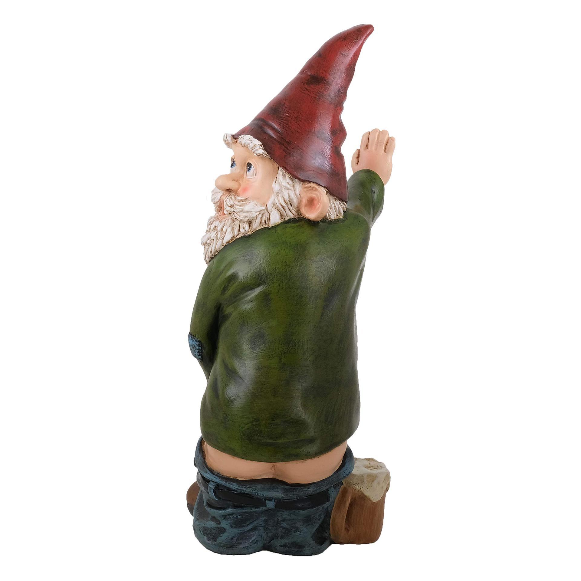 Funny peeing gnome Gnome Garden Statue