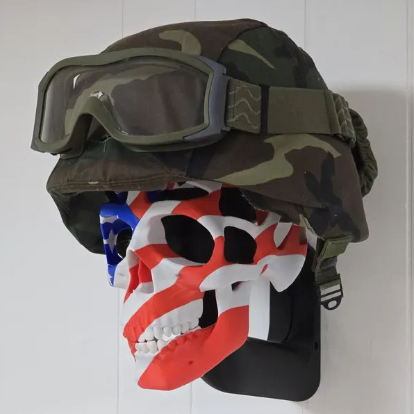 3D Skull Helmet Display Package