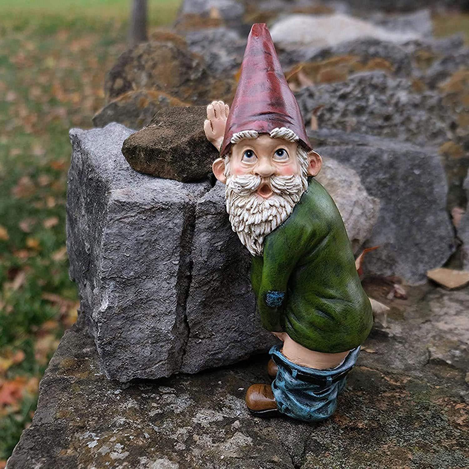 Funny peeing gnome Gnome Garden Statue