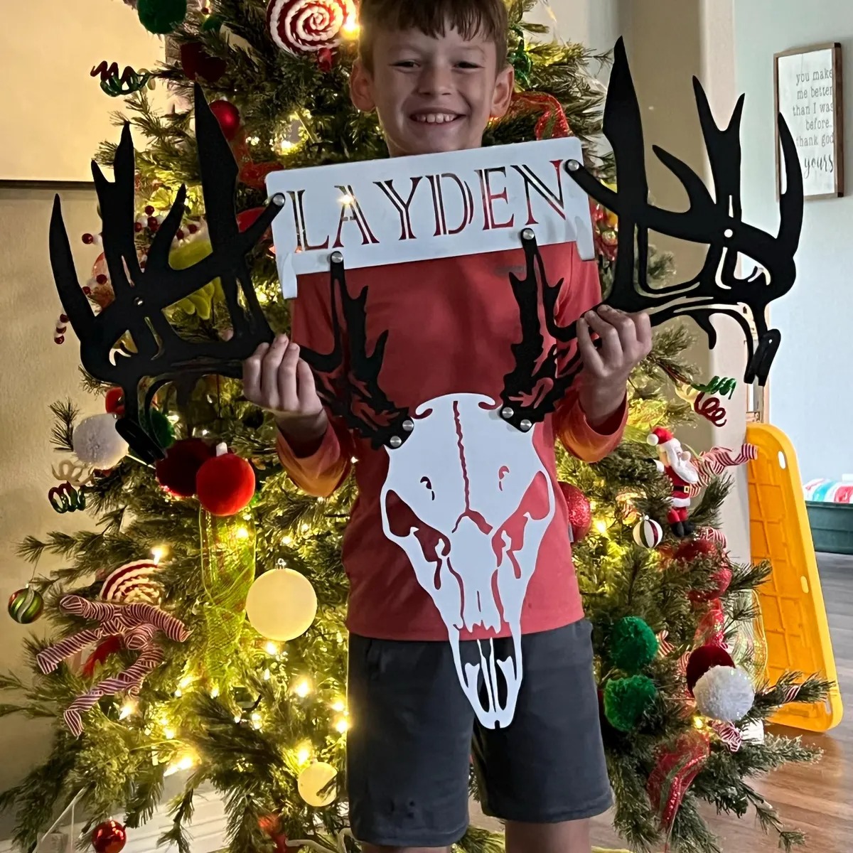 🎁Personalized Metal Deer Skull Bow Rack-Christmas Gift
