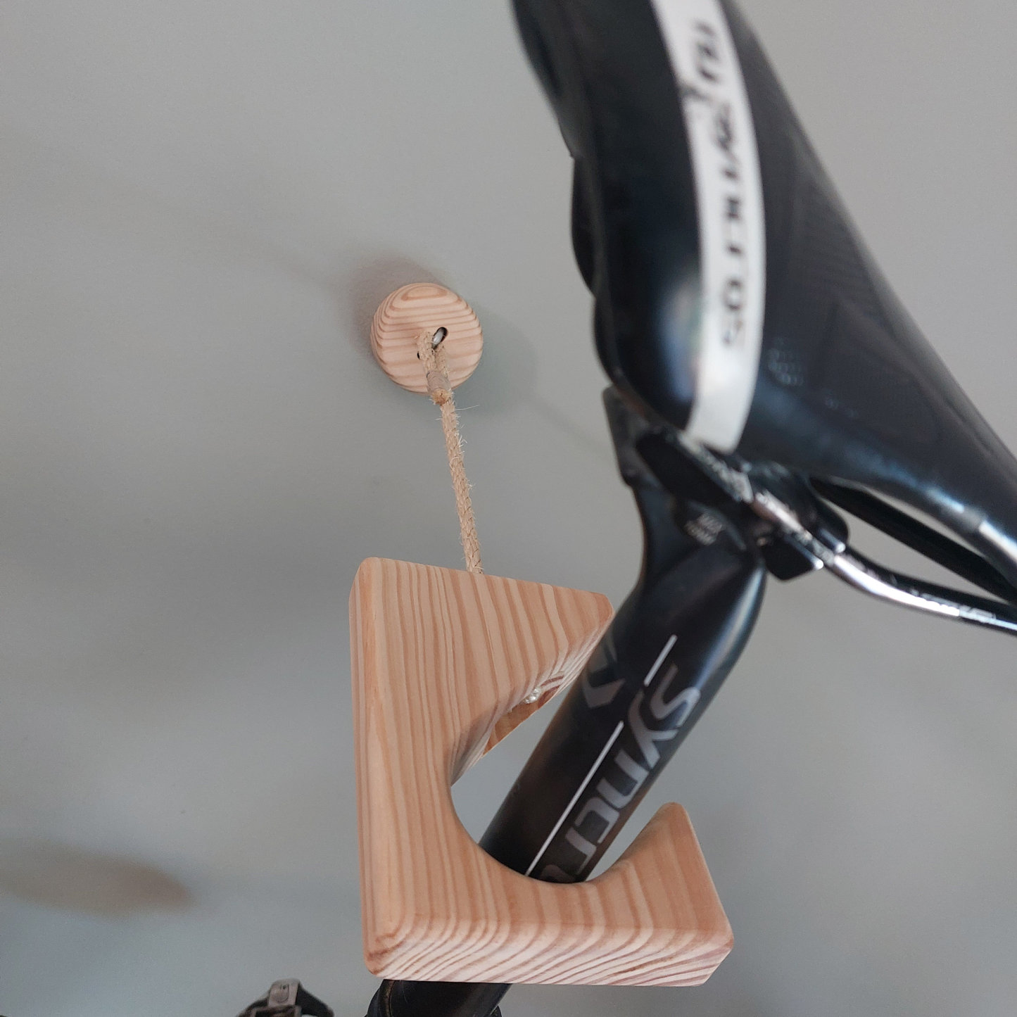 Bike wall mount