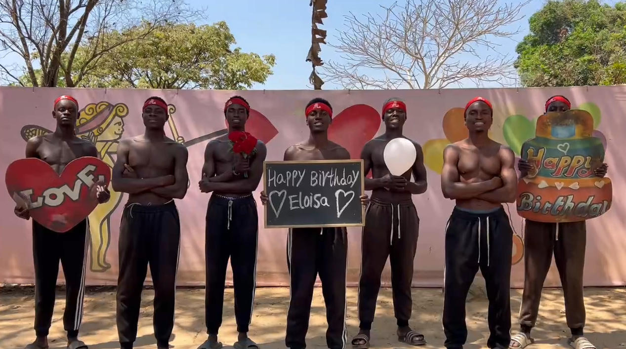 Tervitused Aafrikast-Videotervitus Aafrikast-soovid Aafrikast-Aafrika sünnipäeva video