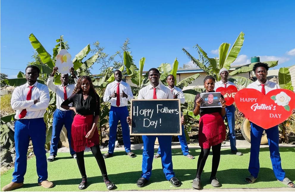  greeting from Africa-Wishes from Africa-African wishes-birthday wishes from Africa video-African gentleman team