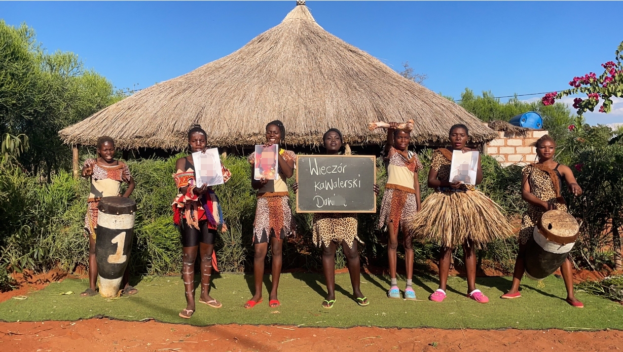 African woman Tribe -Wish From Africa-birthday wishes from africa-blessings from africa-greetings from africa