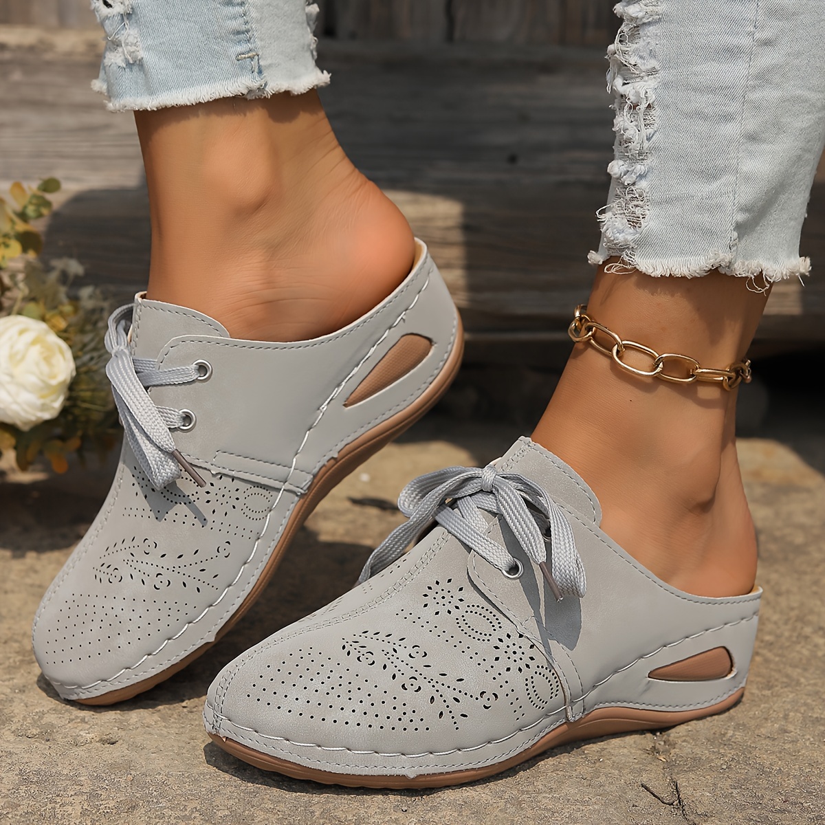 Women's Hollow Wedge Heeled Sandals