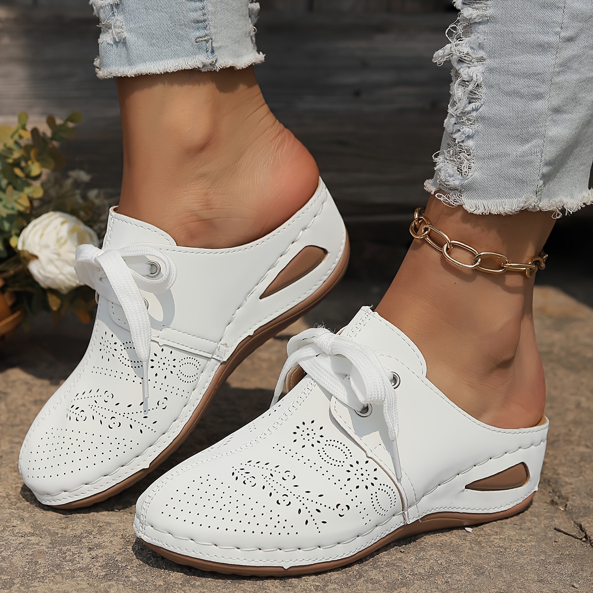 Women's Hollow Wedge Heeled Sandals