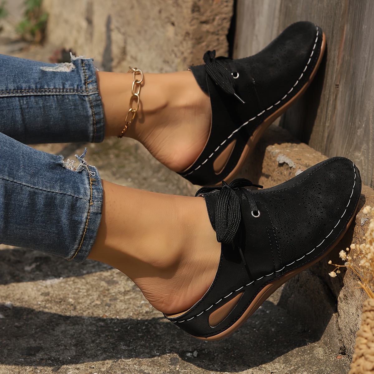 Women's Hollow Wedge Heeled Sandals