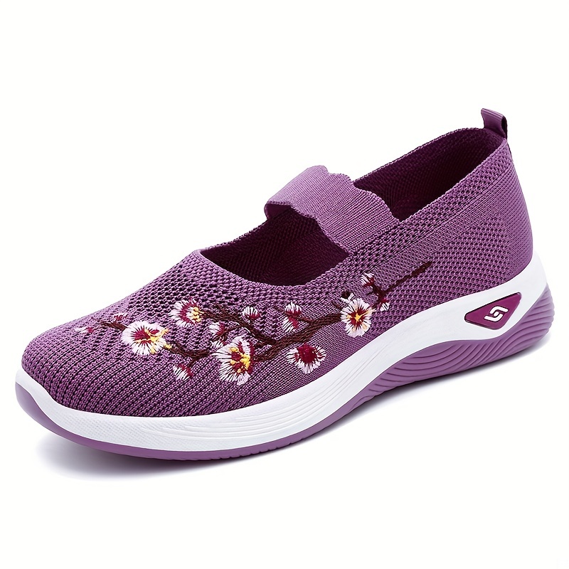 Women's Floral Embroidered Flats
