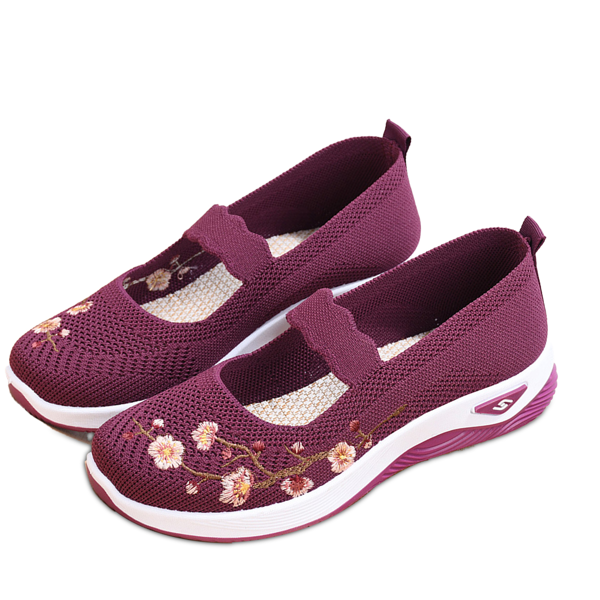 Women's Floral Embroidered Flats
