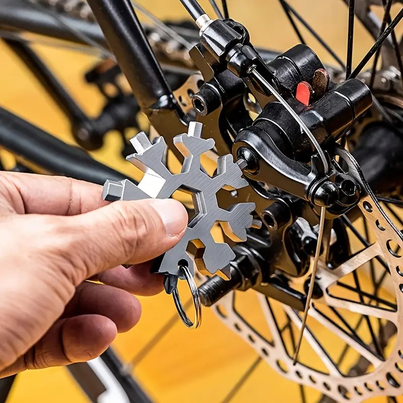 Snowflake Multifunction Pocket Tool