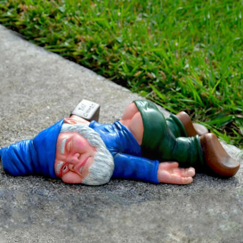 Funny Garden Decoration - Drunken Gnome