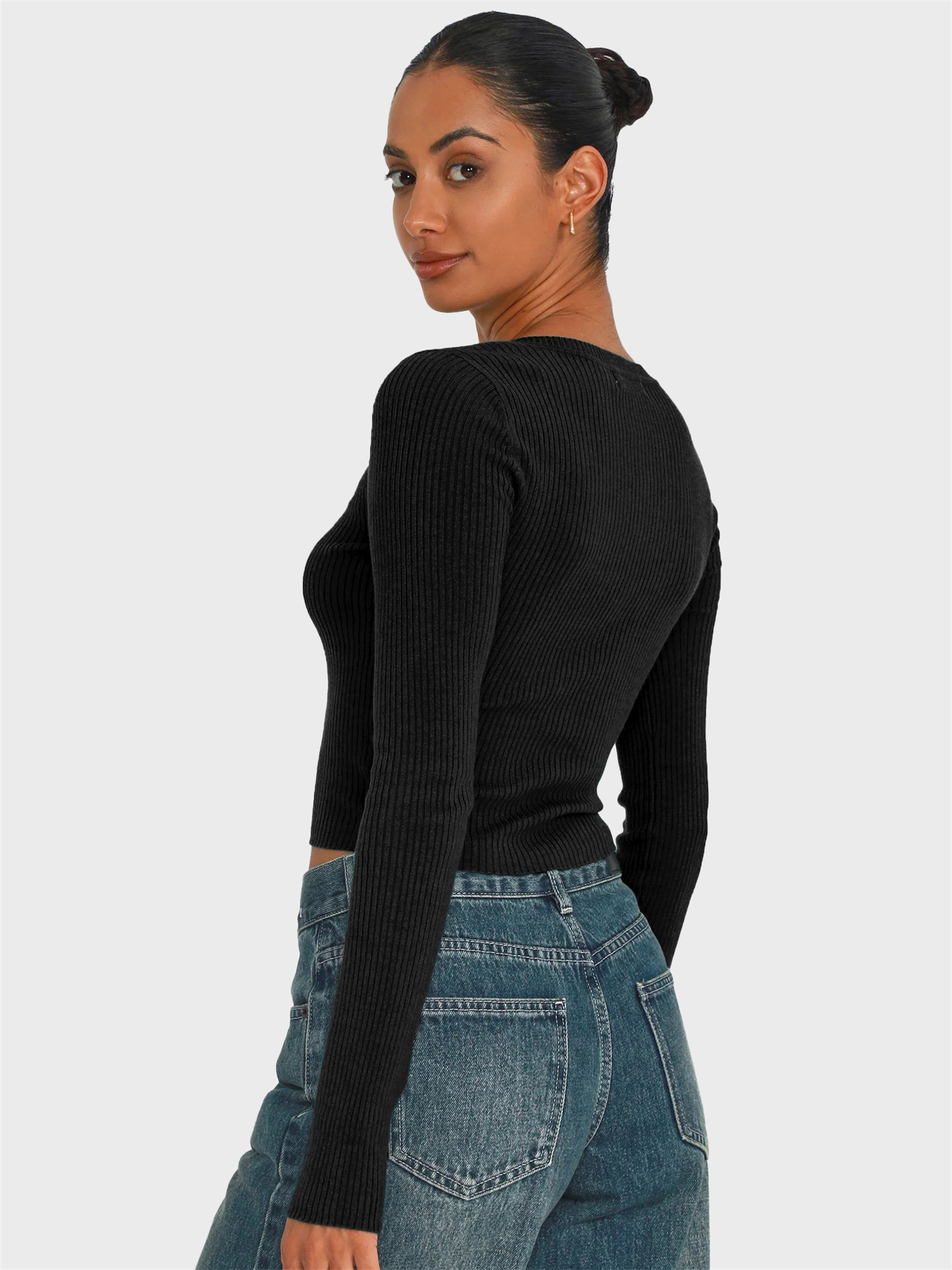 Essential V-Neck Ribbed Cropped Top