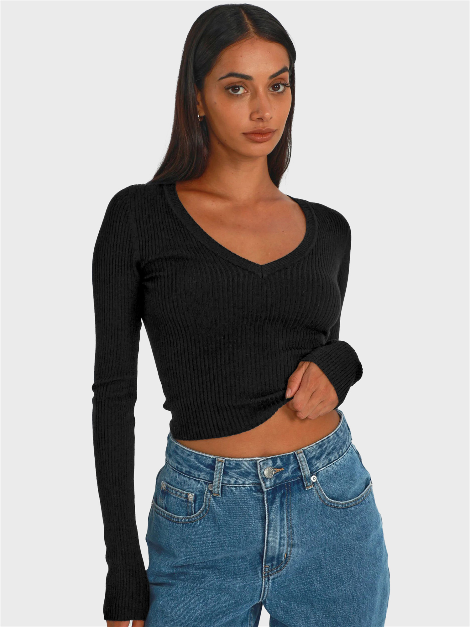 Essential V-Neck Ribbed Cropped Top