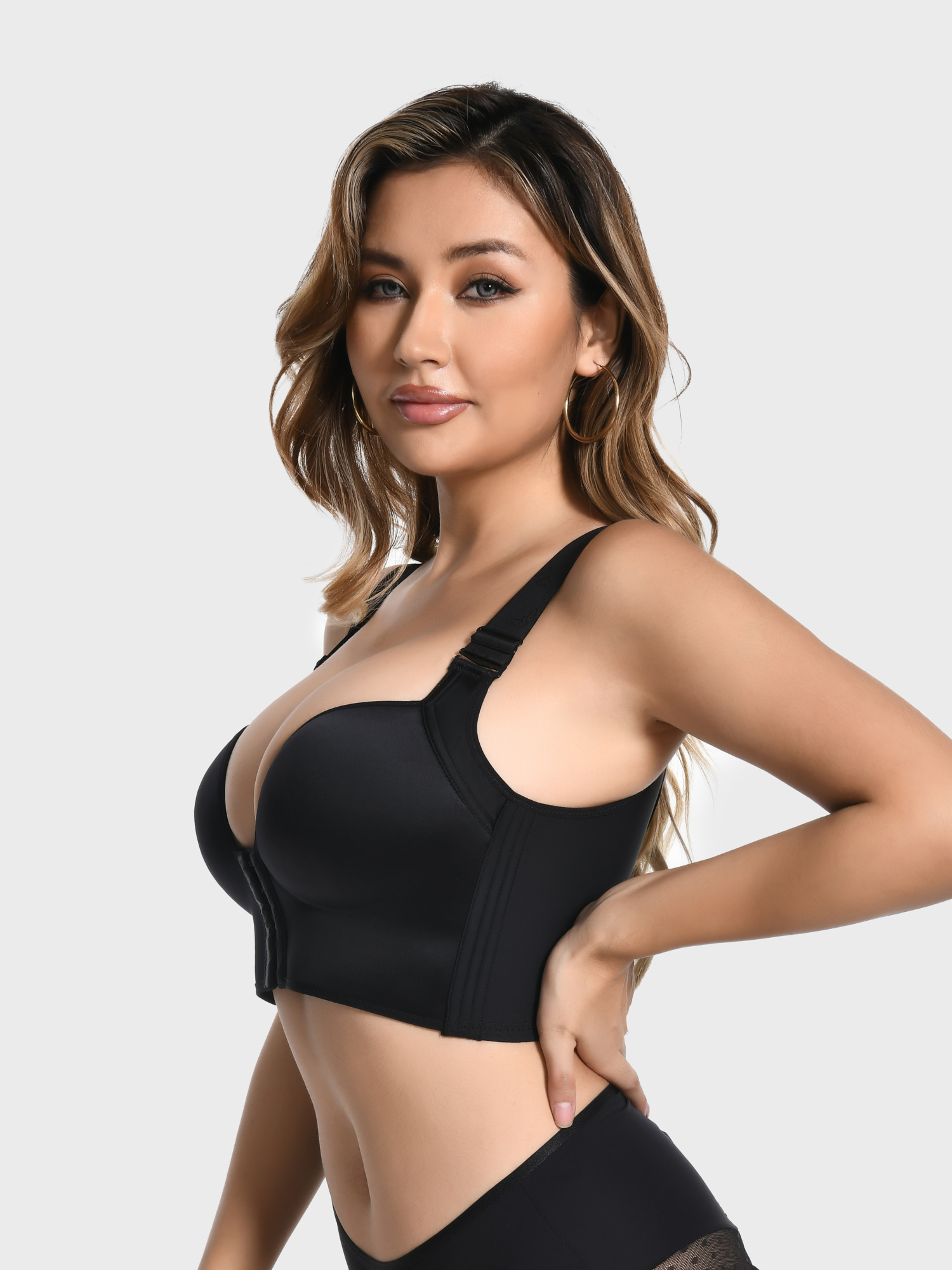 Front Closure Wide Straps Support Bra