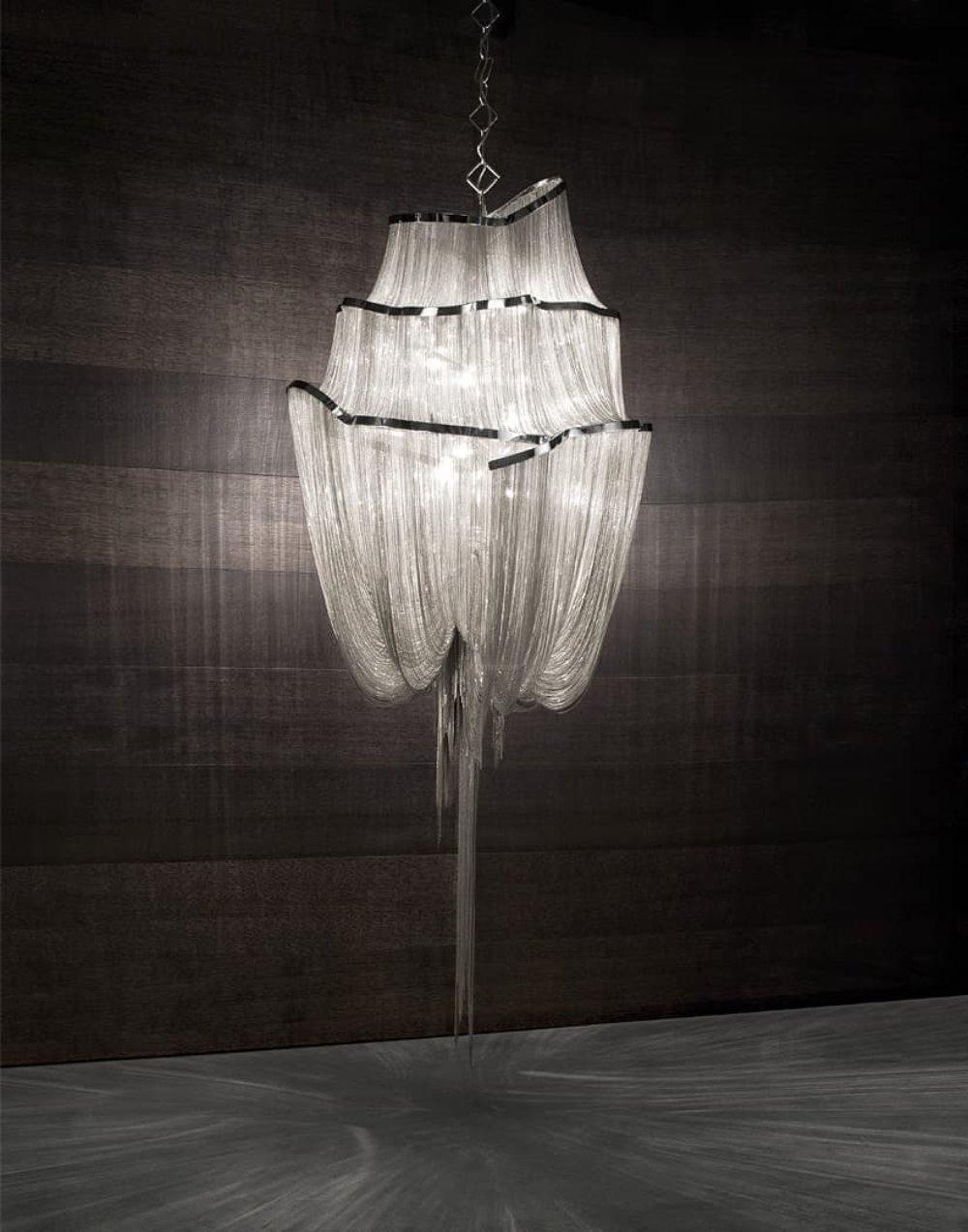 Shimmering Chandelier with Chains-Sylvia Space