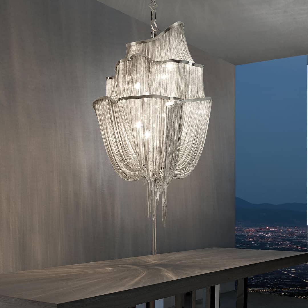 Shimmering Chandelier with Chains-Sylvia Space